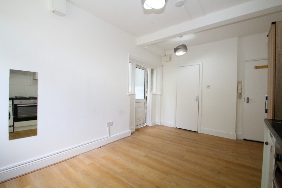 Images for Kimberley Gardens, Haringey EAID:a715bec80fa7dfbe68cbc907ead71bf4 BID:1