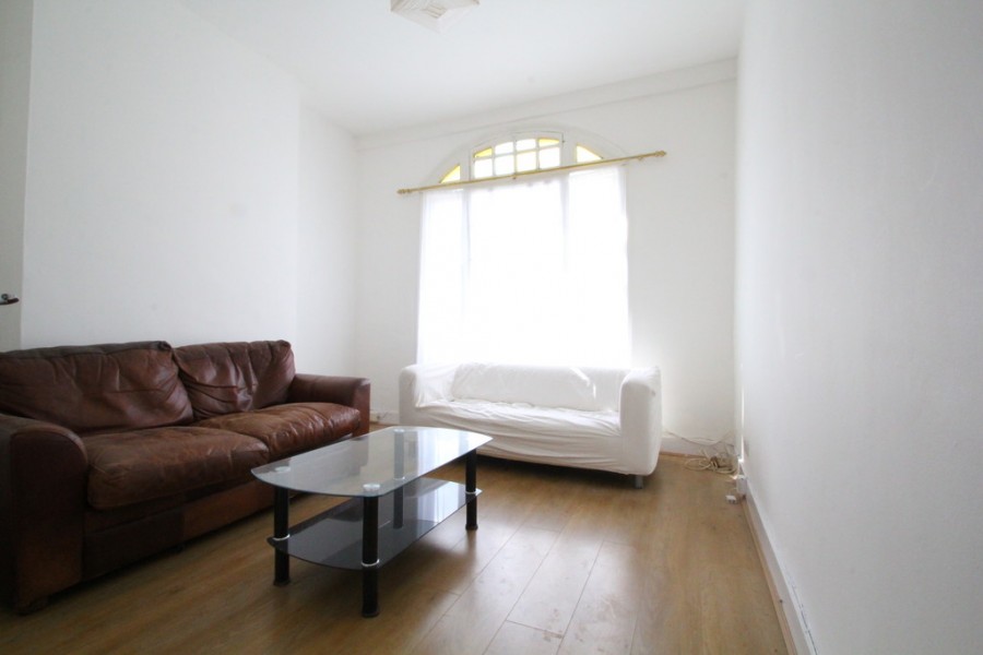Images for Wightman Road, London EAID:a715bec80fa7dfbe68cbc907ead71bf4 BID:1