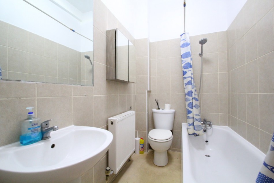 Images for Wightman Road, London EAID:a715bec80fa7dfbe68cbc907ead71bf4 BID:1
