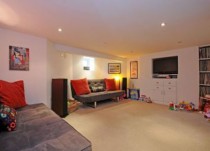 Images for Falkland Road