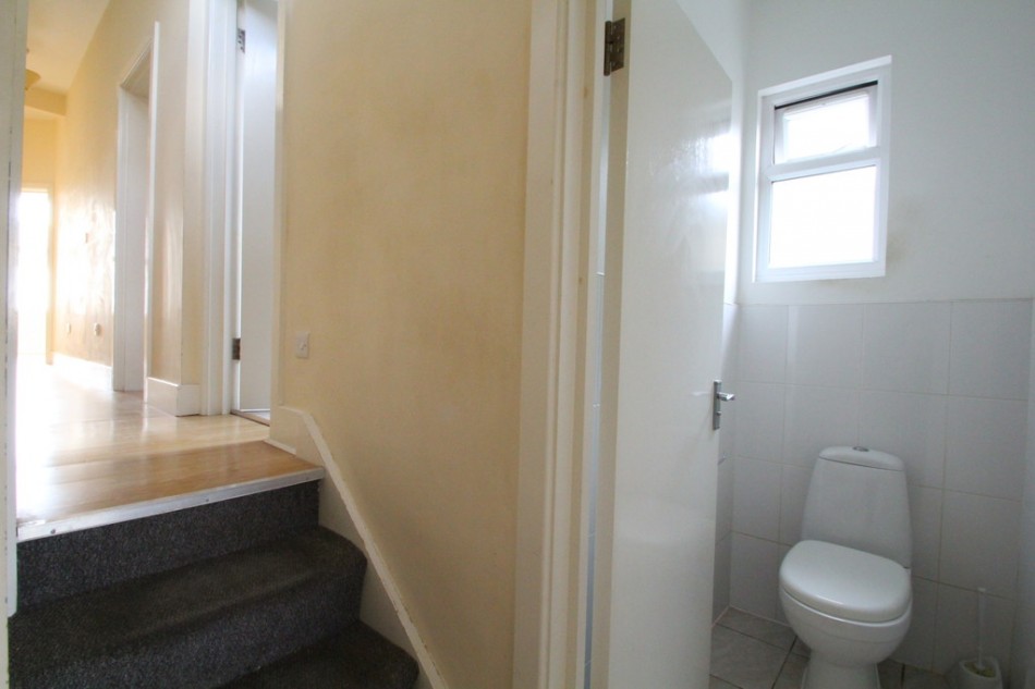 Images for Green Lanes, Haringey EAID:a715bec80fa7dfbe68cbc907ead71bf4 BID:1