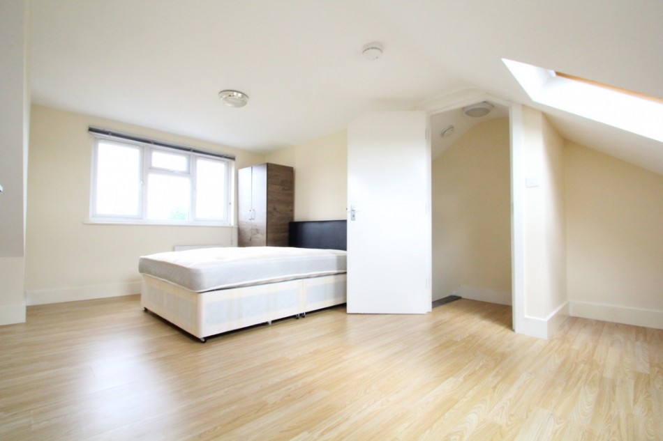 Images for Green Lanes, Haringey EAID:a715bec80fa7dfbe68cbc907ead71bf4 BID:1