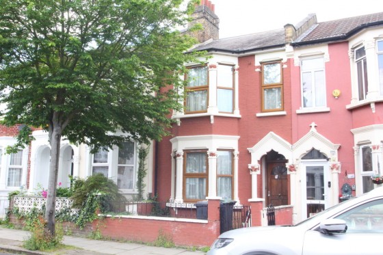 View Full Details for Effingham Road, Harringey, London - EAID:a715bec80fa7dfbe68cbc907ead71bf4, BID:1
