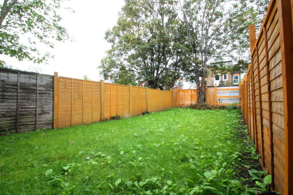 Images for Sirdar Road, Wood Green EAID:a715bec80fa7dfbe68cbc907ead71bf4 BID:1