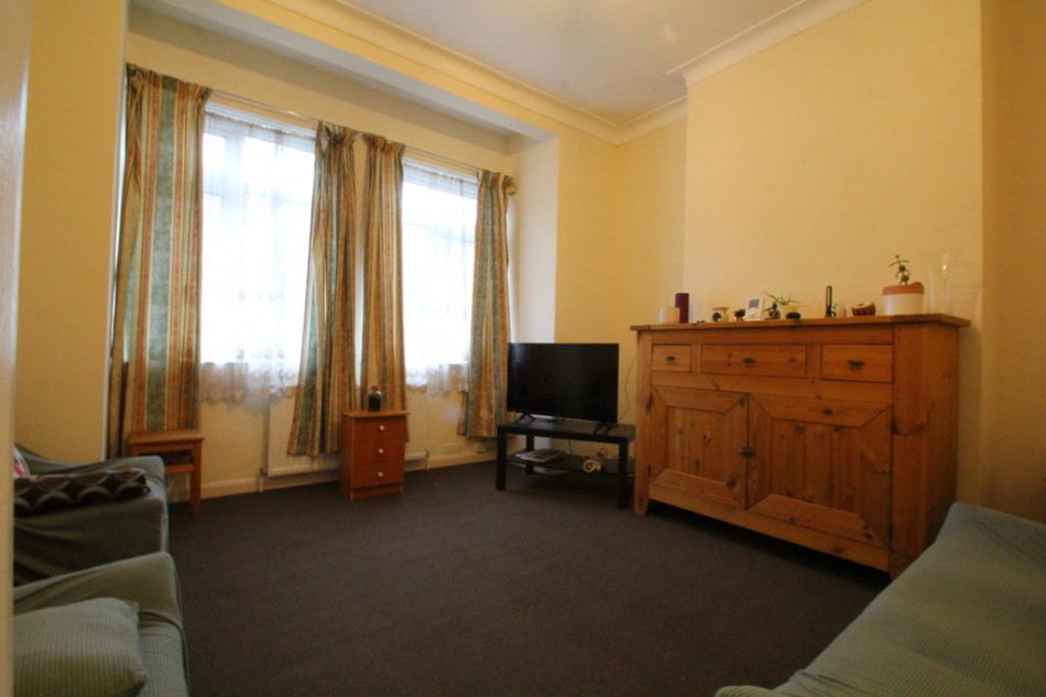 Images for Sirdar Road, Wood Green EAID:a715bec80fa7dfbe68cbc907ead71bf4 BID:1