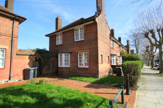 View Full Details for Risley Avenue, Tower Gardens - EAID:a715bec80fa7dfbe68cbc907ead71bf4, BID:1