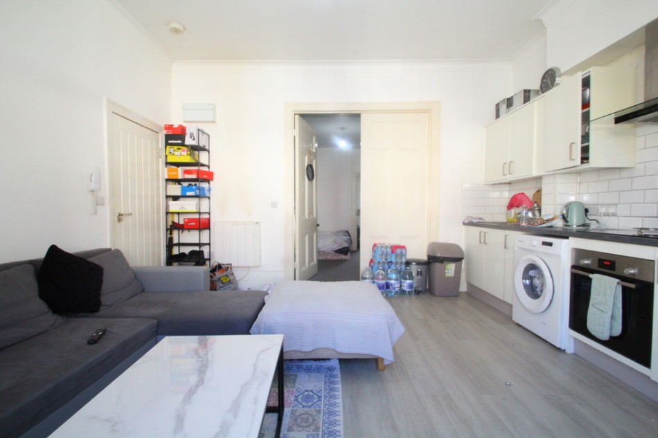 Images for Lausanne Road, Haringey EAID:a715bec80fa7dfbe68cbc907ead71bf4 BID:1