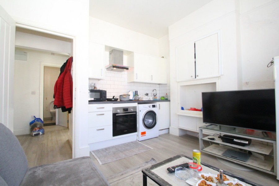 Images for Lausanne Road, Haringey EAID:a715bec80fa7dfbe68cbc907ead71bf4 BID:1