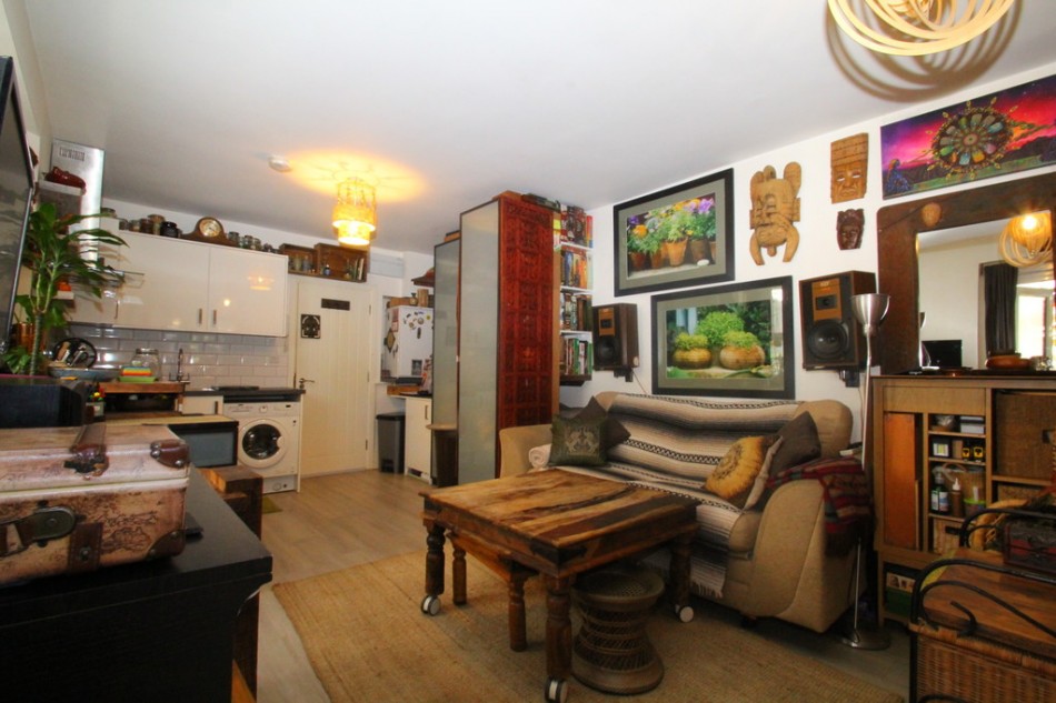 Images for Lausanne Road, Haringey EAID:a715bec80fa7dfbe68cbc907ead71bf4 BID:1