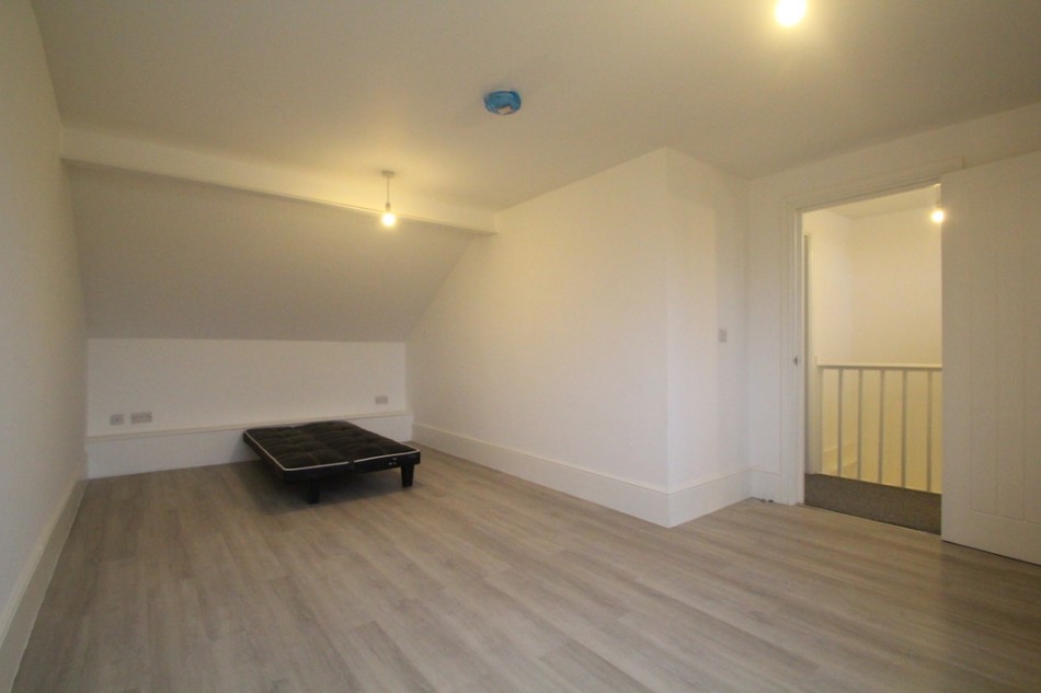 Images for Lausanne Road, Haringey EAID:a715bec80fa7dfbe68cbc907ead71bf4 BID:1