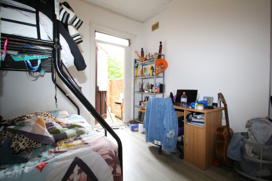 Images for Harringay Road, Haringey EAID:a715bec80fa7dfbe68cbc907ead71bf4 BID:1