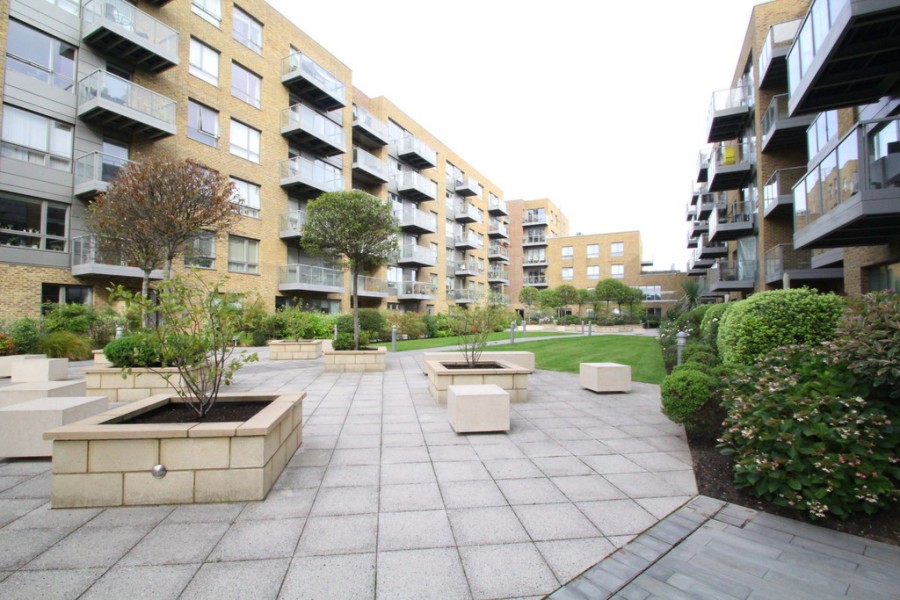 Images for Smithfield Square, Hornsey EAID:a715bec80fa7dfbe68cbc907ead71bf4 BID:1