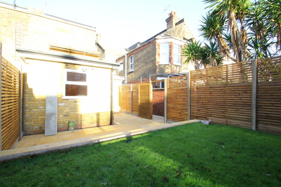 Images for Sydney Road, London EAID:a715bec80fa7dfbe68cbc907ead71bf4 BID:1