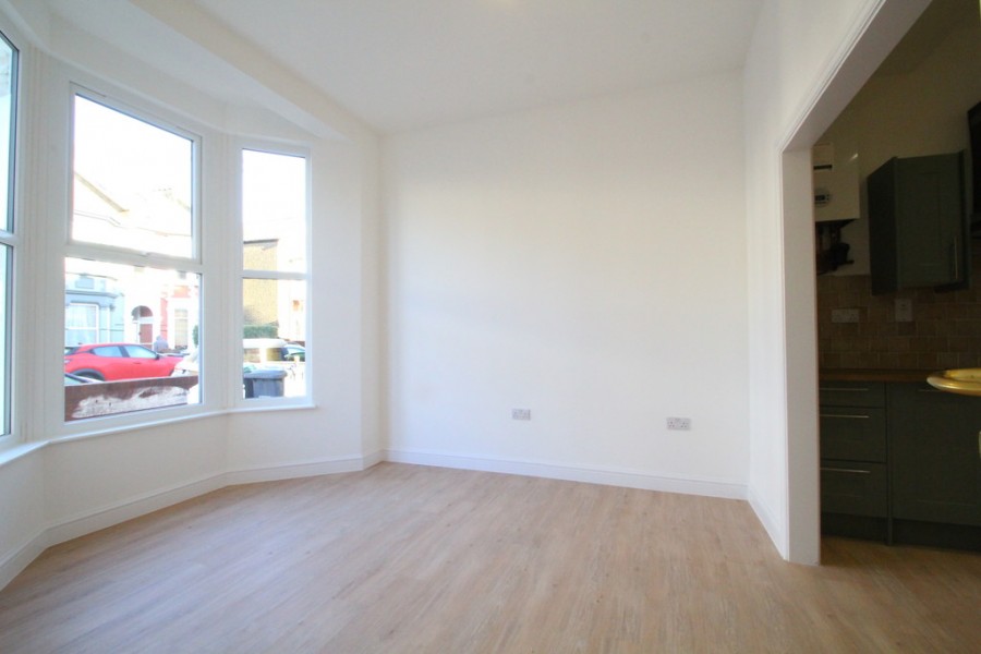 Images for Sydney Road, London EAID:a715bec80fa7dfbe68cbc907ead71bf4 BID:1