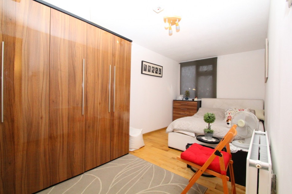 Images for Willow Walk, Harringey, London EAID:a715bec80fa7dfbe68cbc907ead71bf4 BID:1