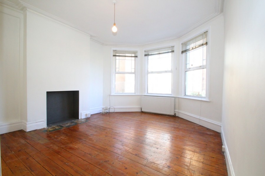 Images for Falkland Road, Harringey EAID:a715bec80fa7dfbe68cbc907ead71bf4 BID:1