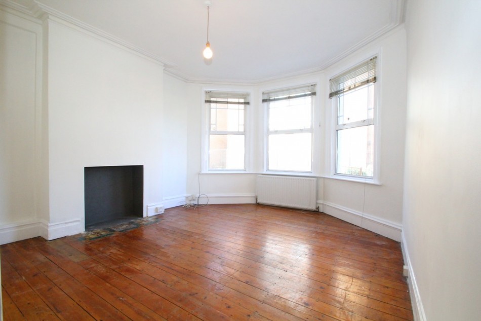 Images for Falkland Road, Harringey EAID:a715bec80fa7dfbe68cbc907ead71bf4 BID:1