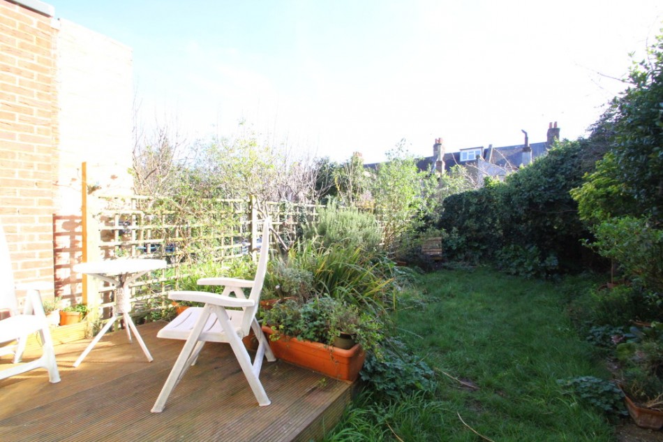 Images for Falkland Road, Harringey EAID:a715bec80fa7dfbe68cbc907ead71bf4 BID:1