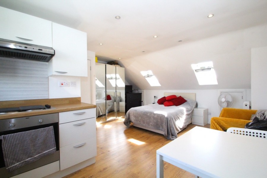Images for Pendennis Road, Tottenham EAID:a715bec80fa7dfbe68cbc907ead71bf4 BID:1